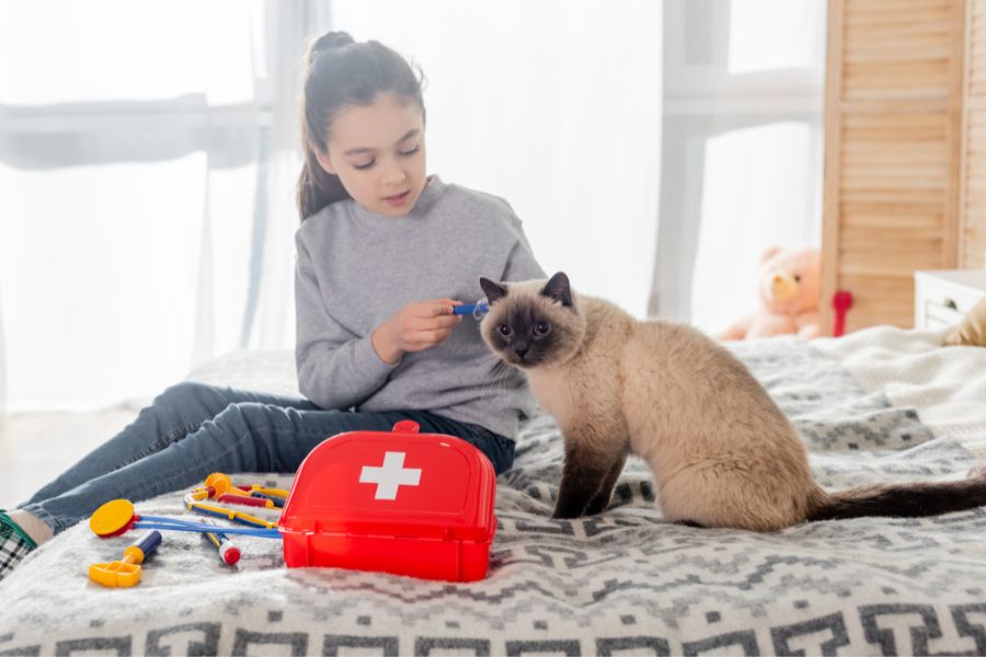 April is Pet First Aid Awareness Month